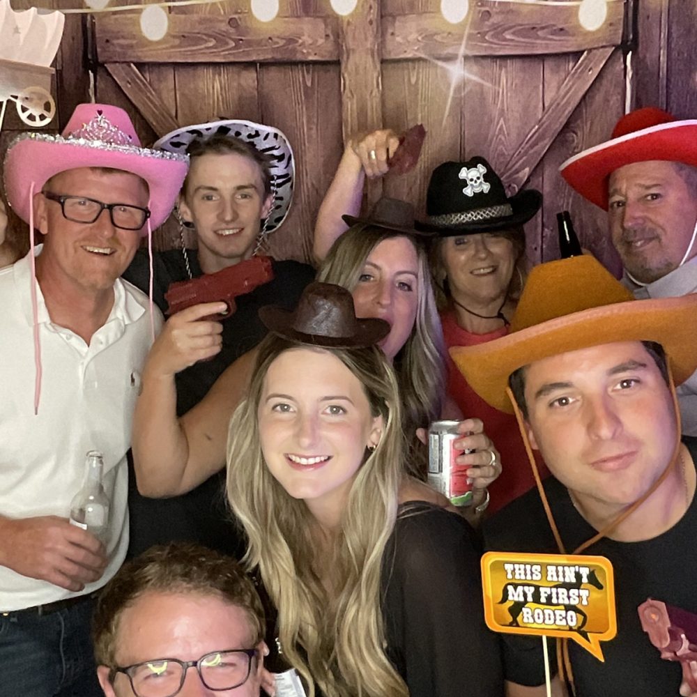 575FE470-4F64-489F-B5F7-36E9AD291E83 575FE470-4F64-489F-B5F7-36E9AD291E83